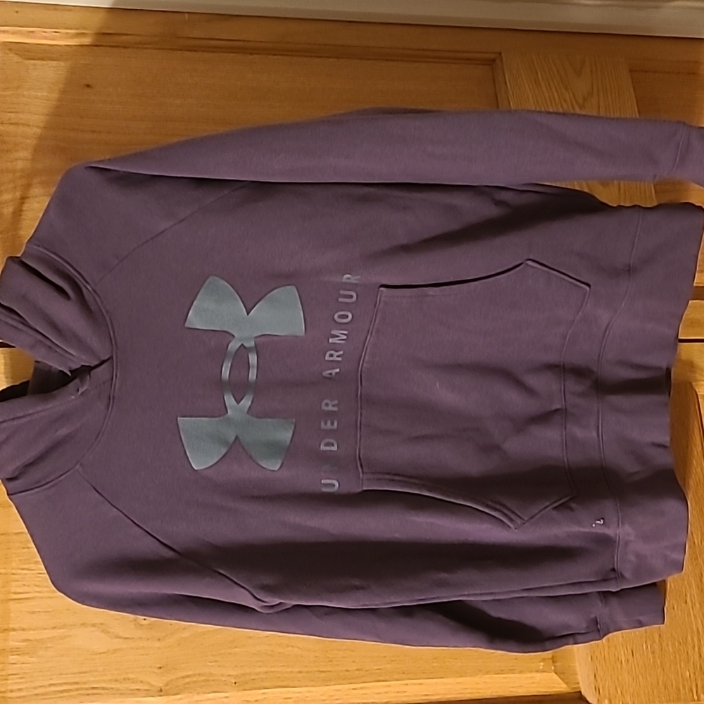 NEW UNDER ARMOUR HOODIE